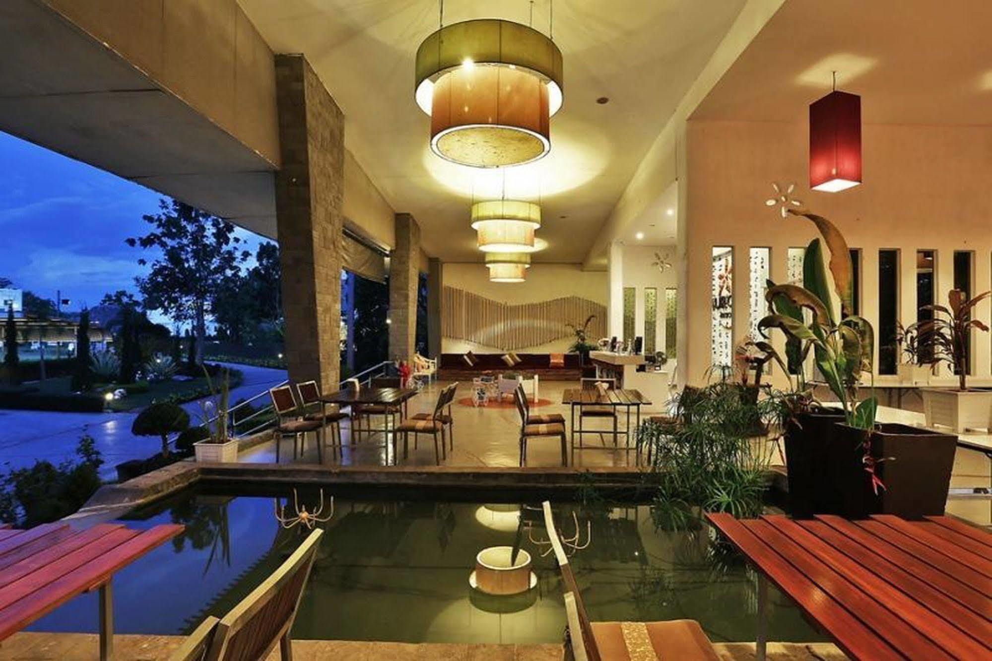 Aurora Resort Khao Yai Mu Si Exterior foto